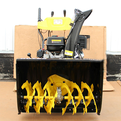 Снегоуборщик Huter SGC-8100C с гусеничным ходом