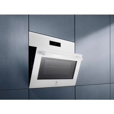 Микроволновая печь Electrolux EVM8E08V