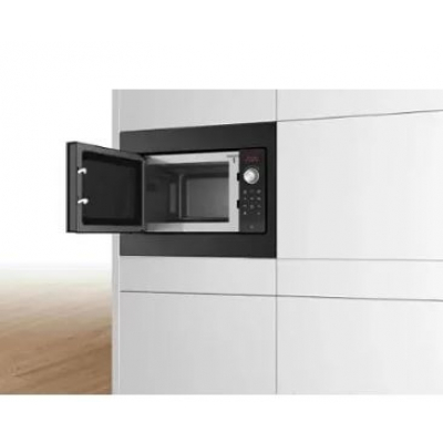 Микроволновая печь Bosch BFL 523 MB3