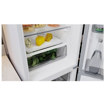 Холодильник Hotpoint HT 4200 W белый