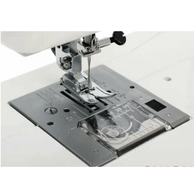 Швейная машина Janome Sewist 525S
